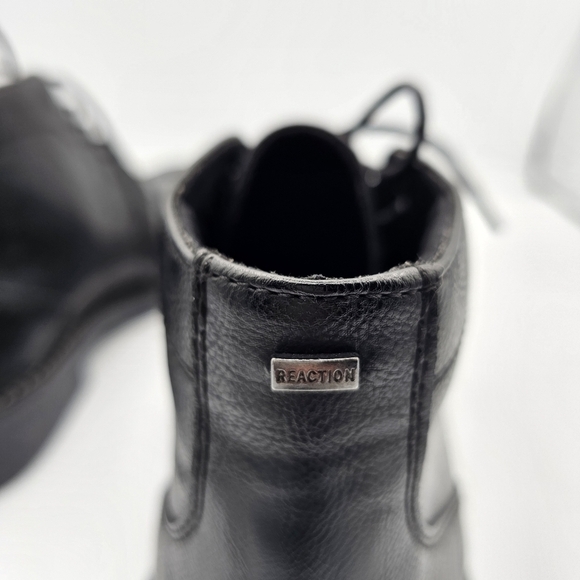 Kenneth Cole Reaction Black Trail Chukka Ankle Boots NWT size 10 - Picture 4 of 11